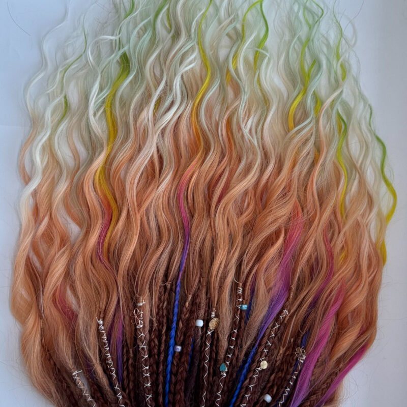 Peach Sunset – lekki, gotowy zestaw warkoczy z luźnymi końcami (brzoskwinia / blond / neon)